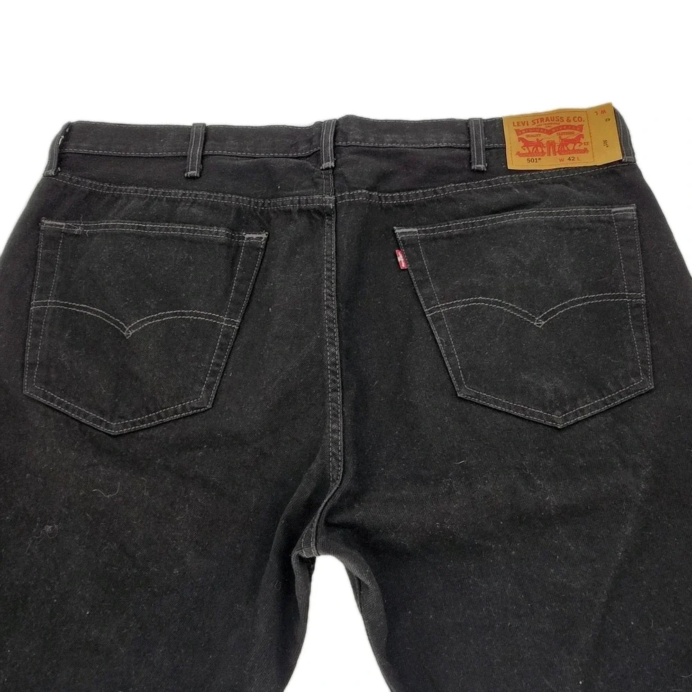 Levi's 501 Black Shorts Mens 42 / Inseam 12 Denim Unhemmed Bermuda Button Fly